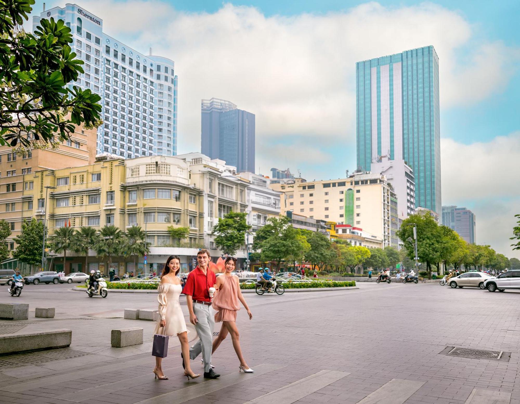 Sheraton Saigon Grand Opera Hotel Хошимин Экстерьер фото
