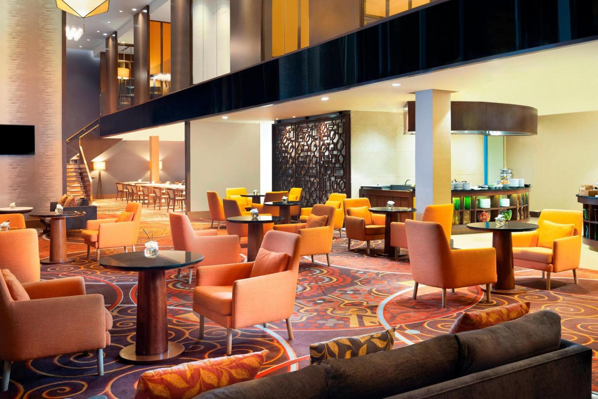 Sheraton Saigon Grand Opera Hotel Хошимин Экстерьер фото
