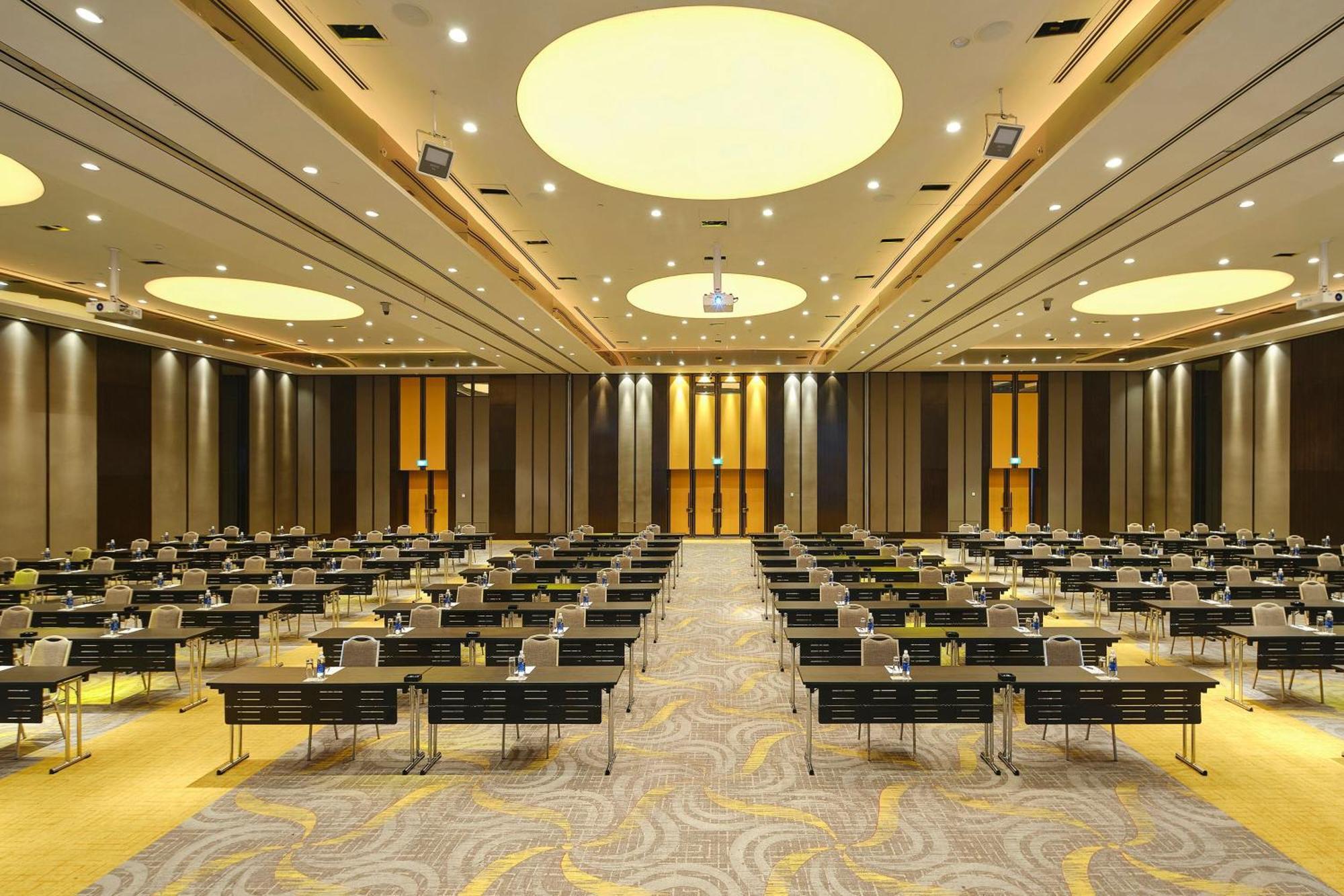 Sheraton Saigon Grand Opera Hotel Хошимин Экстерьер фото
