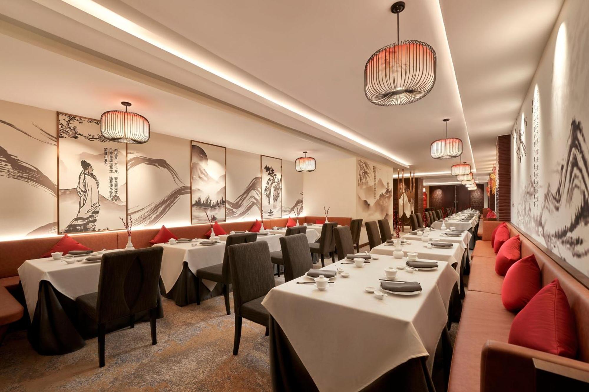 Sheraton Saigon Grand Opera Hotel Хошимин Экстерьер фото
