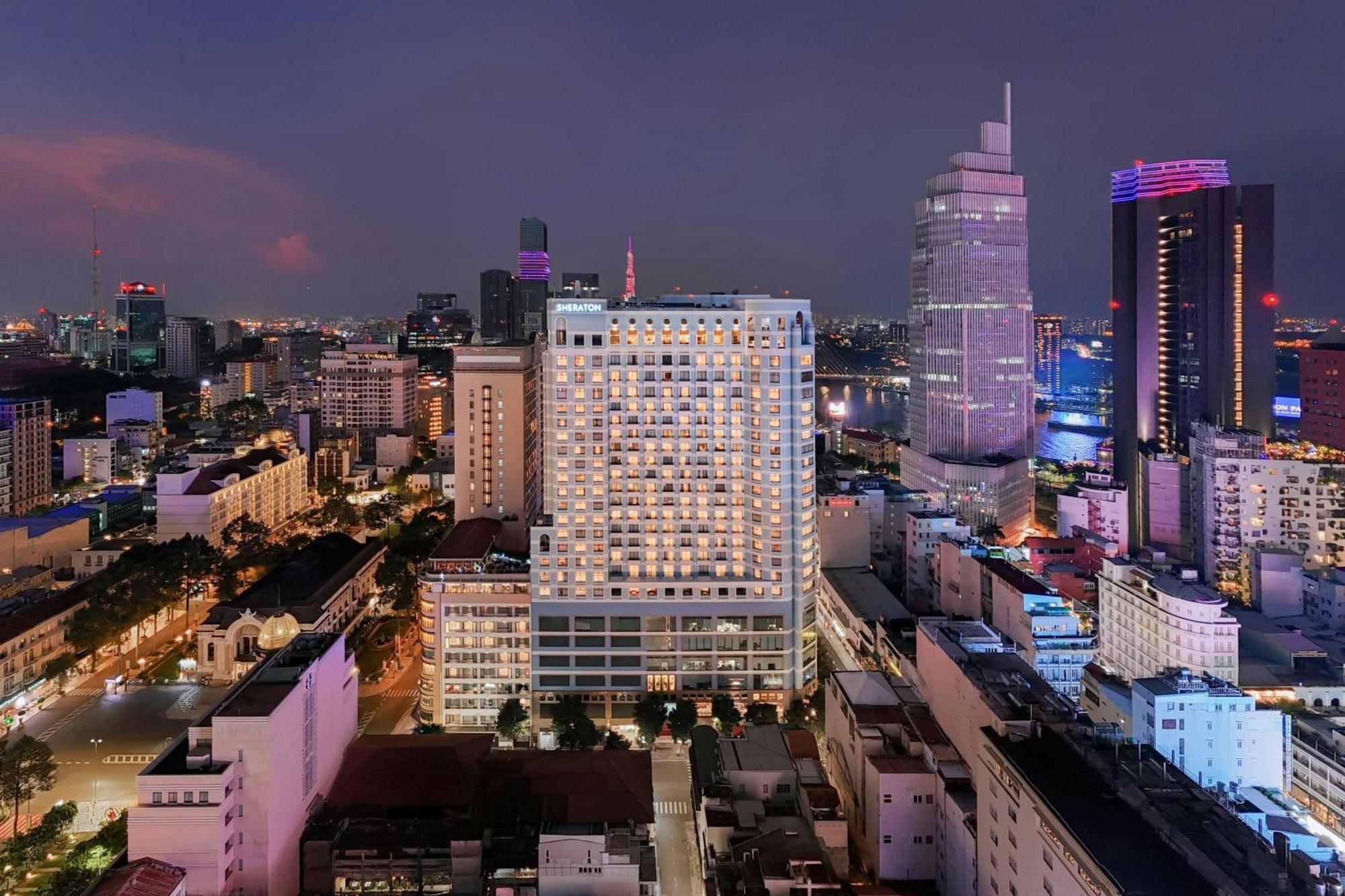 Sheraton Saigon Grand Opera Hotel Хошимин Экстерьер фото