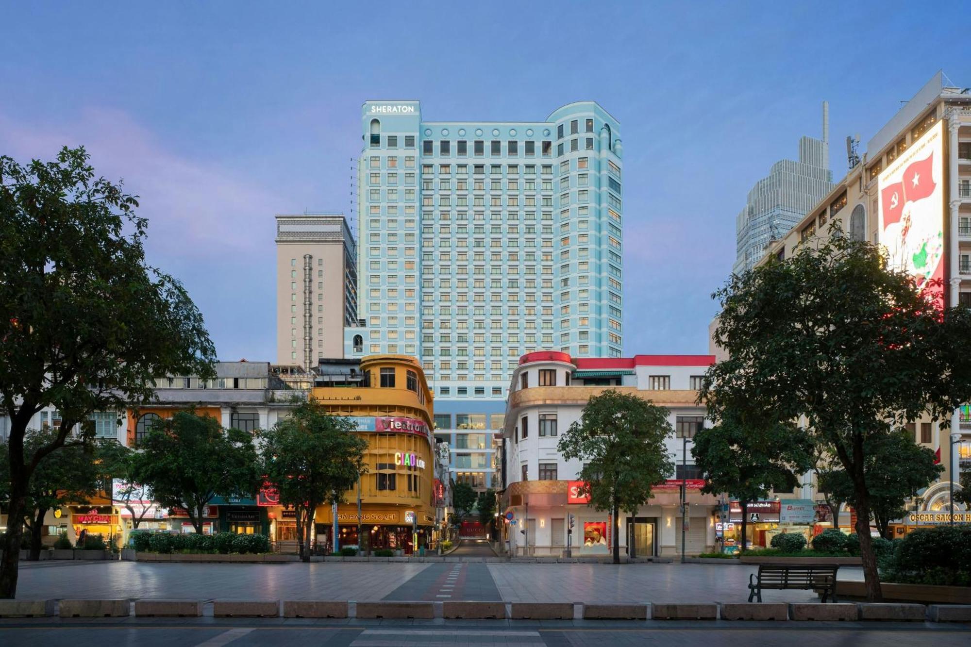 Sheraton Saigon Grand Opera Hotel Хошимин Экстерьер фото