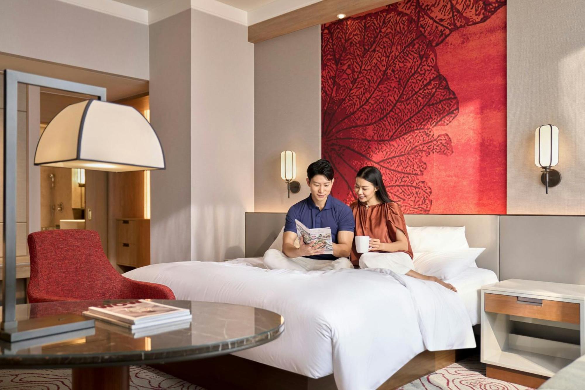 Sheraton Saigon Grand Opera Hotel Хошимин Экстерьер фото